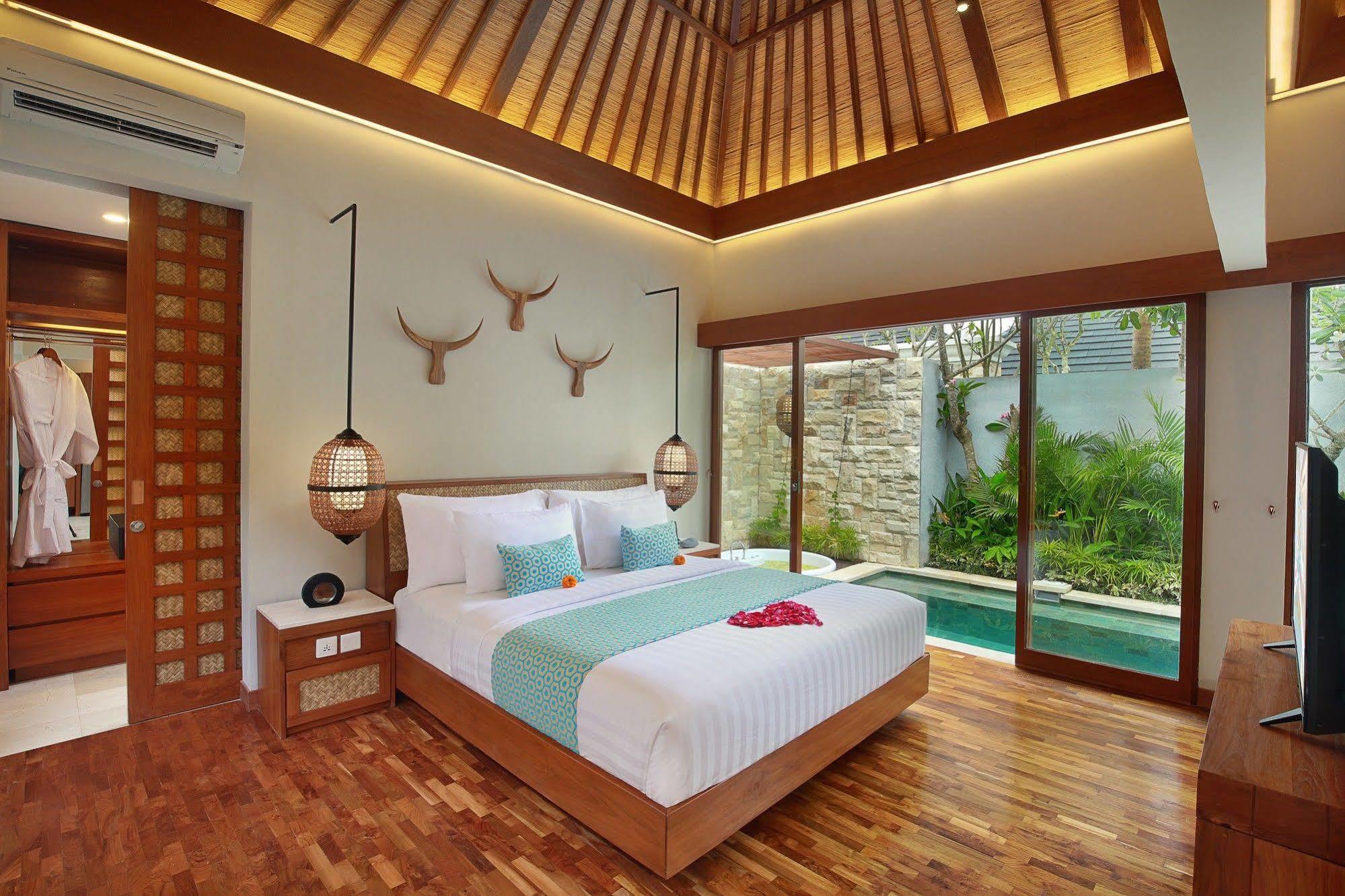Aksari Villa スミニャック エクステリア 写真