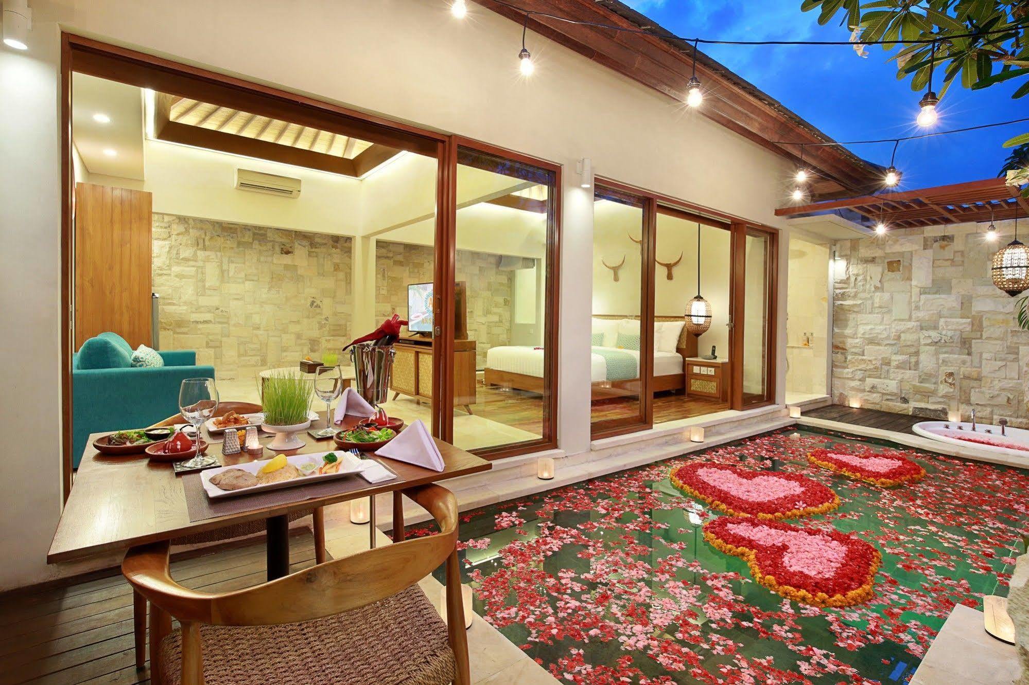 Aksari Villa スミニャック エクステリア 写真